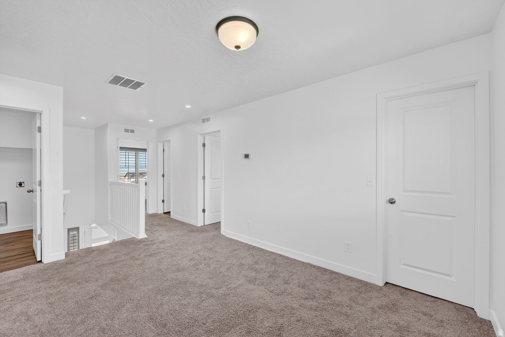 7031 W ECHOMOUNT RD West Valley City, UT 84081