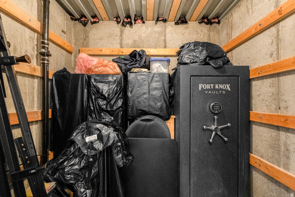 82 N 2875 W West Point, UT 84015