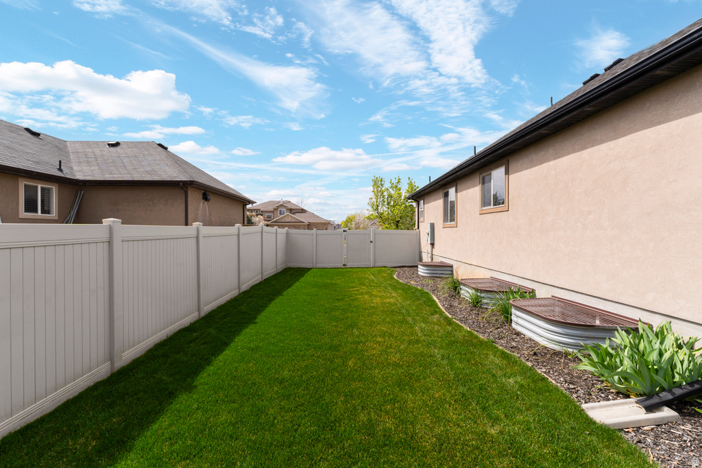 82 N 2875 W West Point, UT 84015