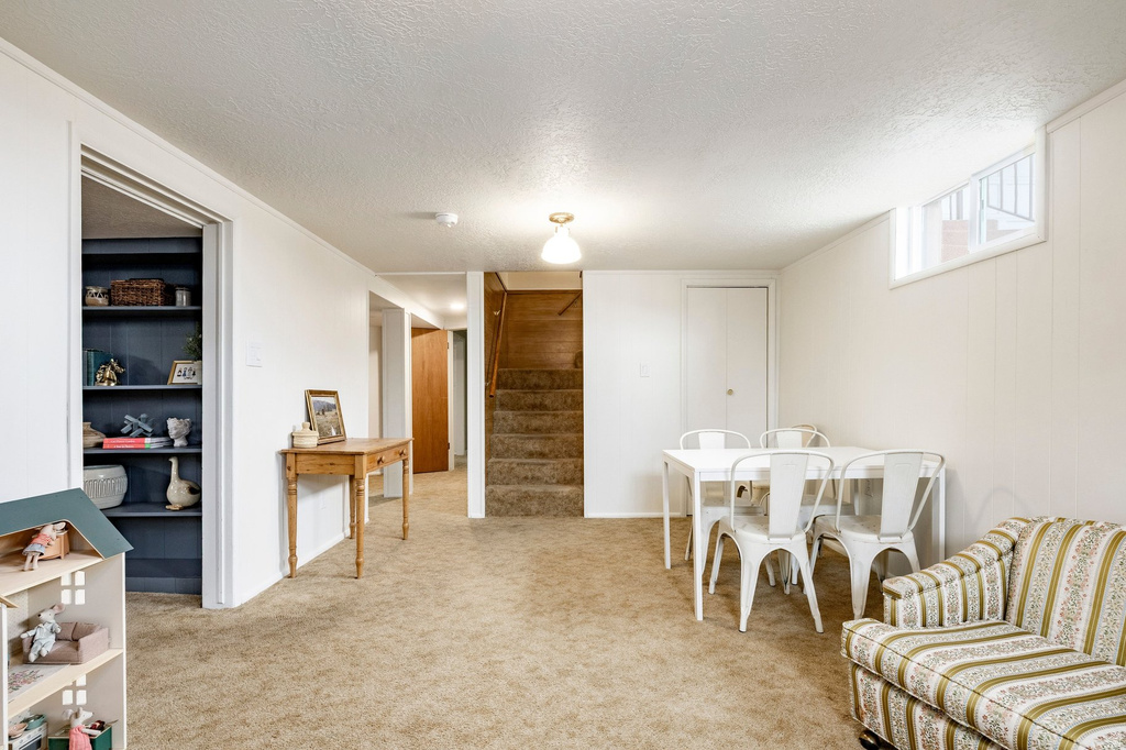 220 E 1200 S Bountiful, UT 84010