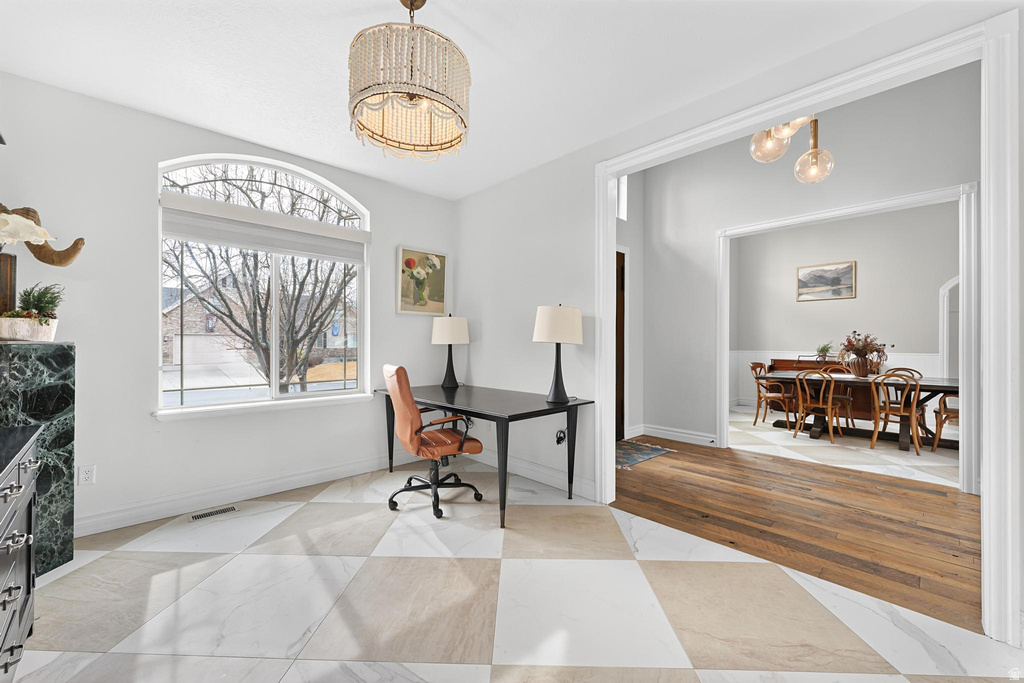 648 W 250 N Lindon, UT 84042