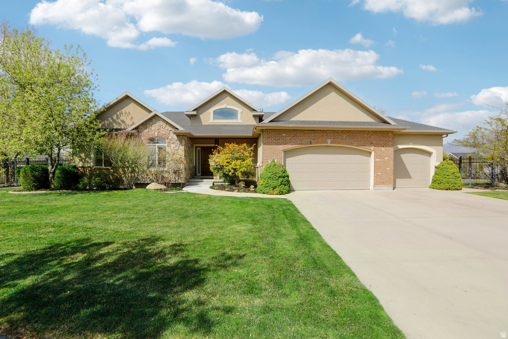 699 E CARLQUIST DR Draper, UT 84020