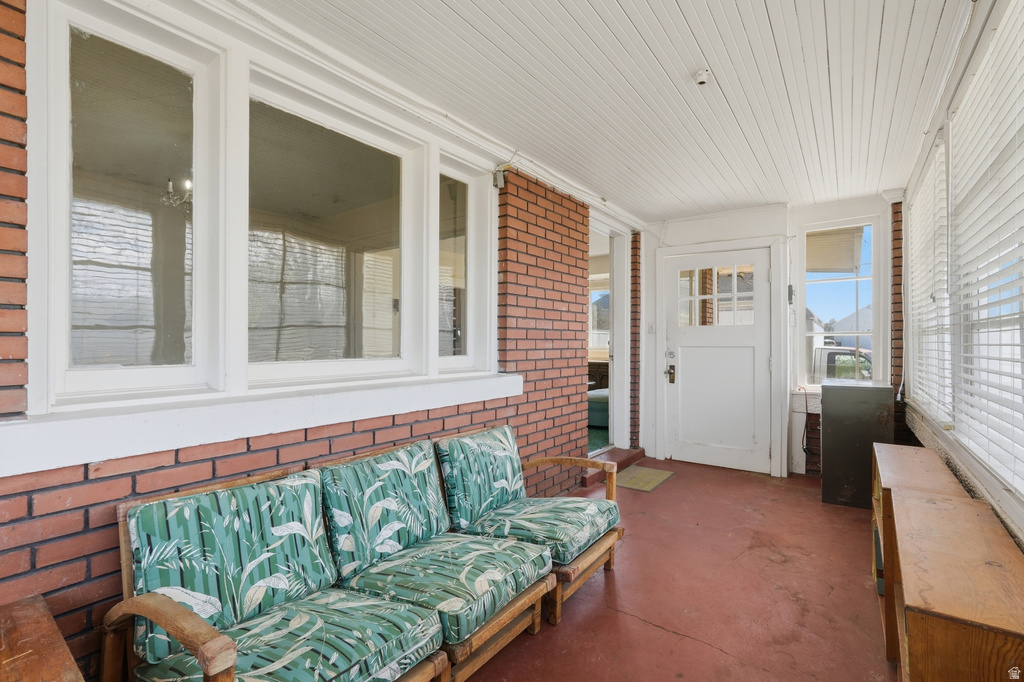 361 S 300 W Lehi, UT 84043