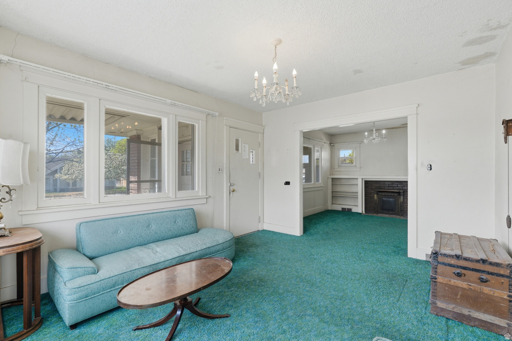 361 S 300 W Lehi, UT 84043