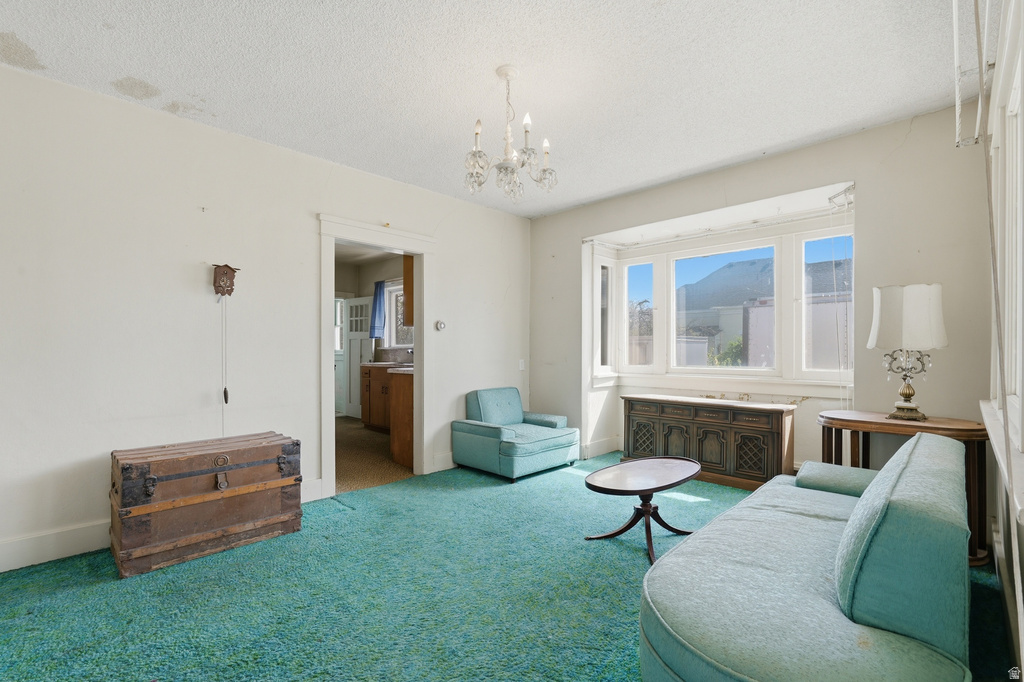 361 S 300 W Lehi, UT 84043