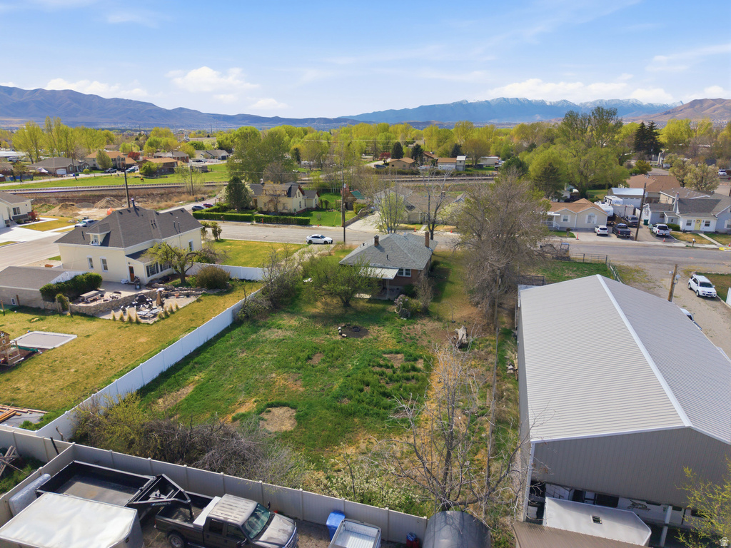 361 S 300 W Lehi, UT 84043