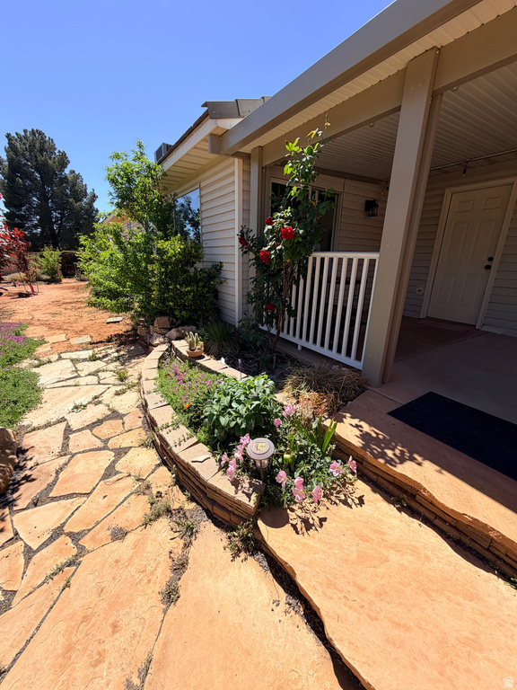 787 S 220 E Ivins, UT 84738