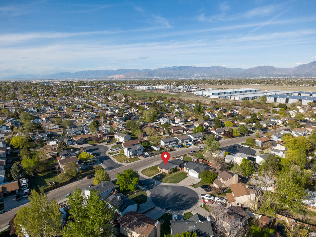 6739 S BLUE FLOWER CT West Jordan, UT 84081