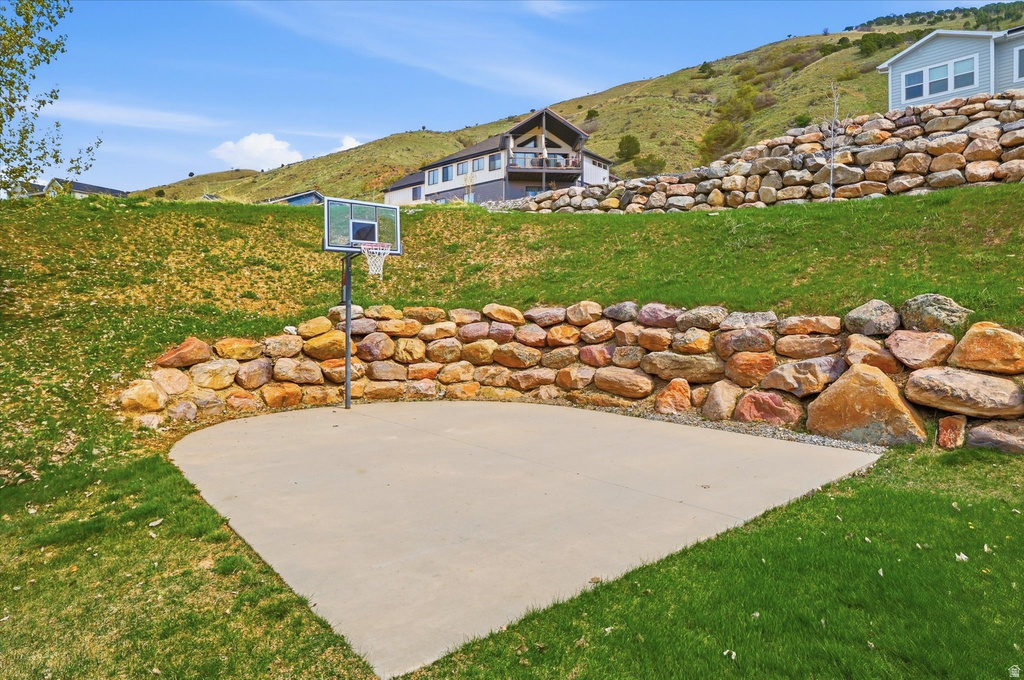 2540 N 2150 E North Logan, UT 84341