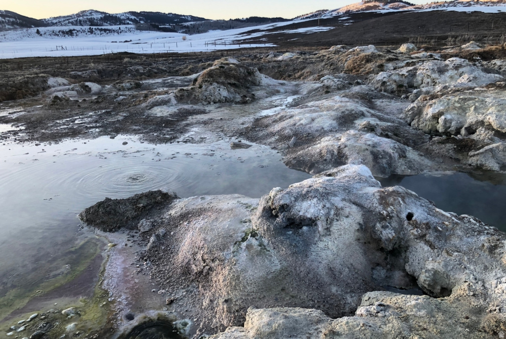 95 AUBURN FOREST RD Auburn, WY 83111