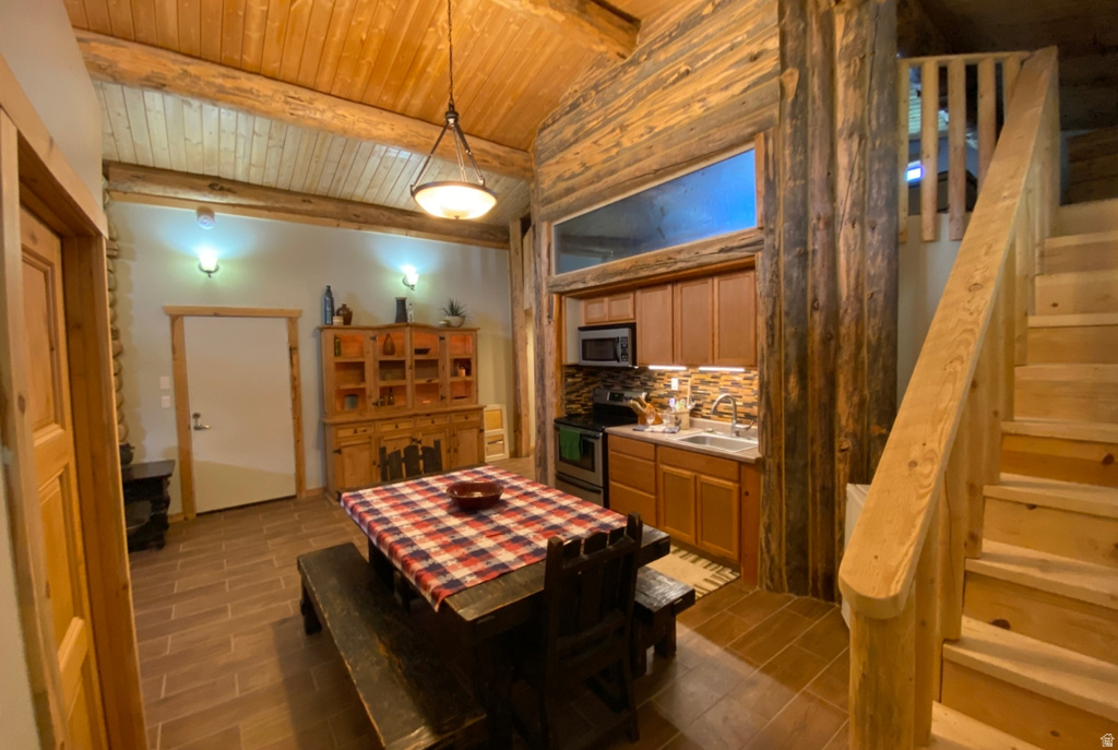 95 AUBURN FOREST RD Auburn, WY 83111