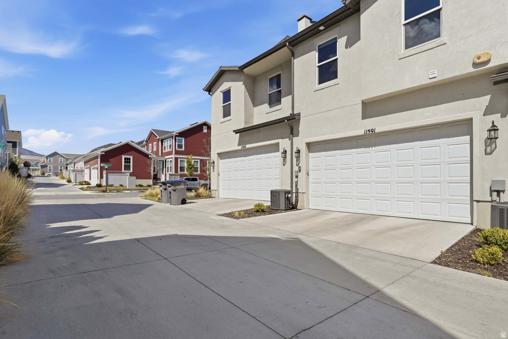 11591 S DORIAN DR South Jordan, UT 84009