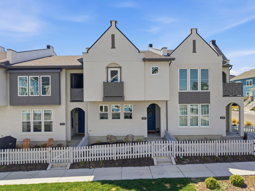 11591 S DORIAN DR South Jordan, UT 84009