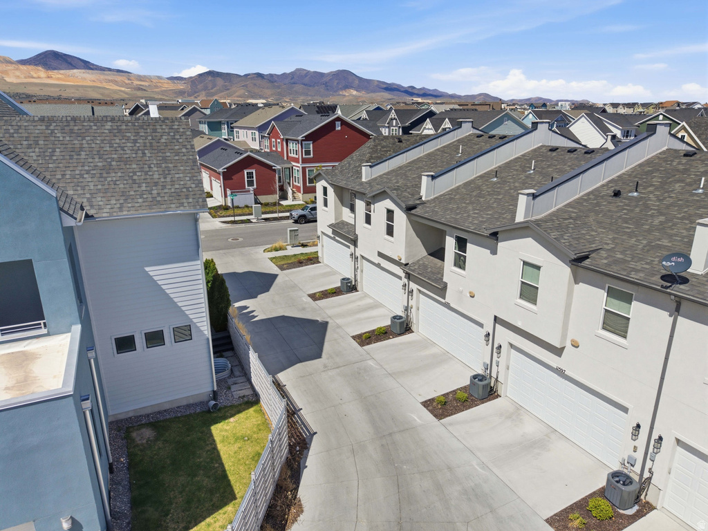 11591 S DORIAN DR South Jordan, UT 84009