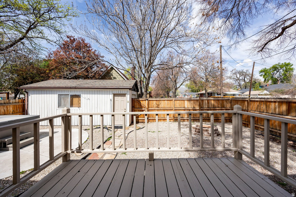 987 E WILSON AVE Salt Lake City, UT 84105