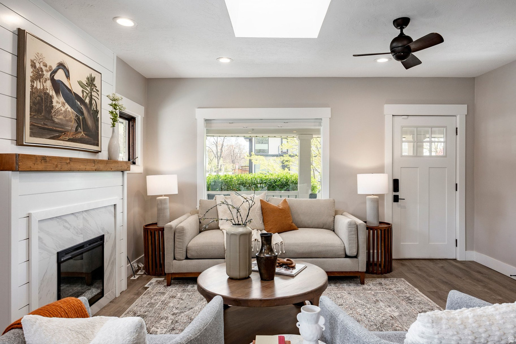 987 E WILSON AVE Salt Lake City, UT 84105