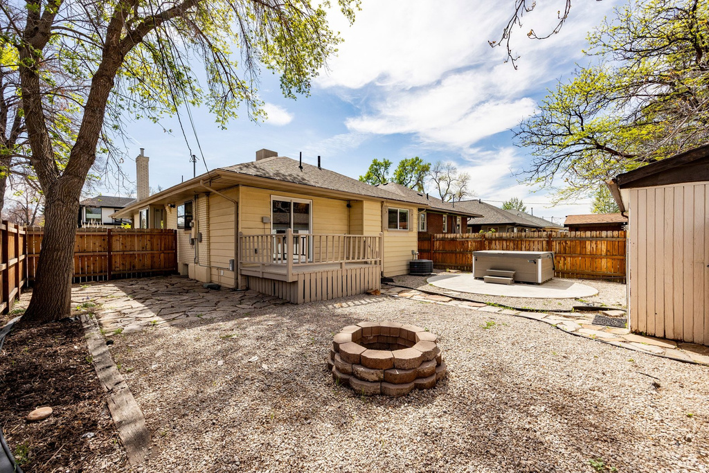 987 E WILSON AVE Salt Lake City, UT 84105