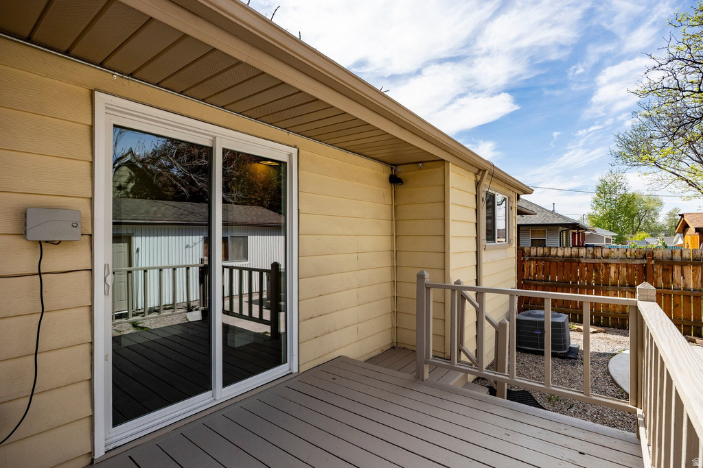 987 E WILSON AVE Salt Lake City, UT 84105