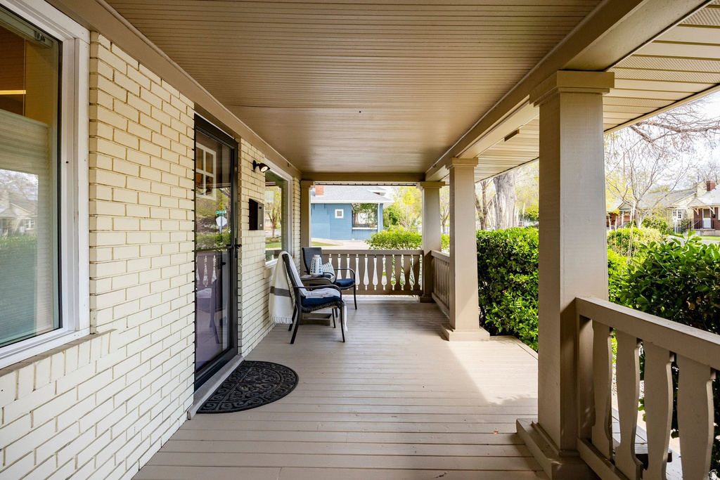 987 E WILSON AVE Salt Lake City, UT 84105