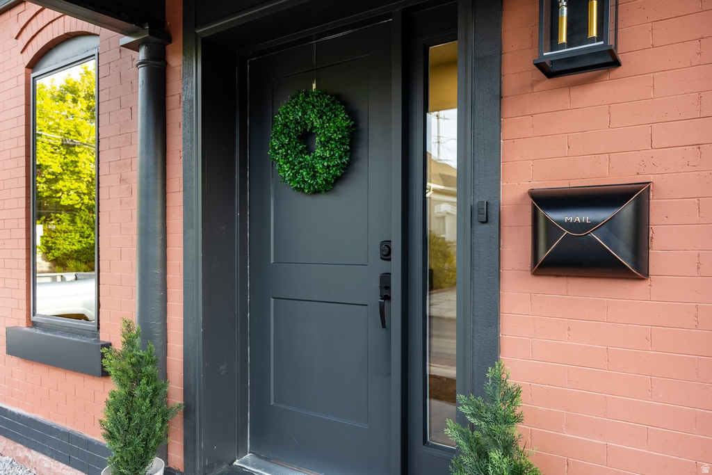 334 E BELDON PL Salt Lake City, UT 84111