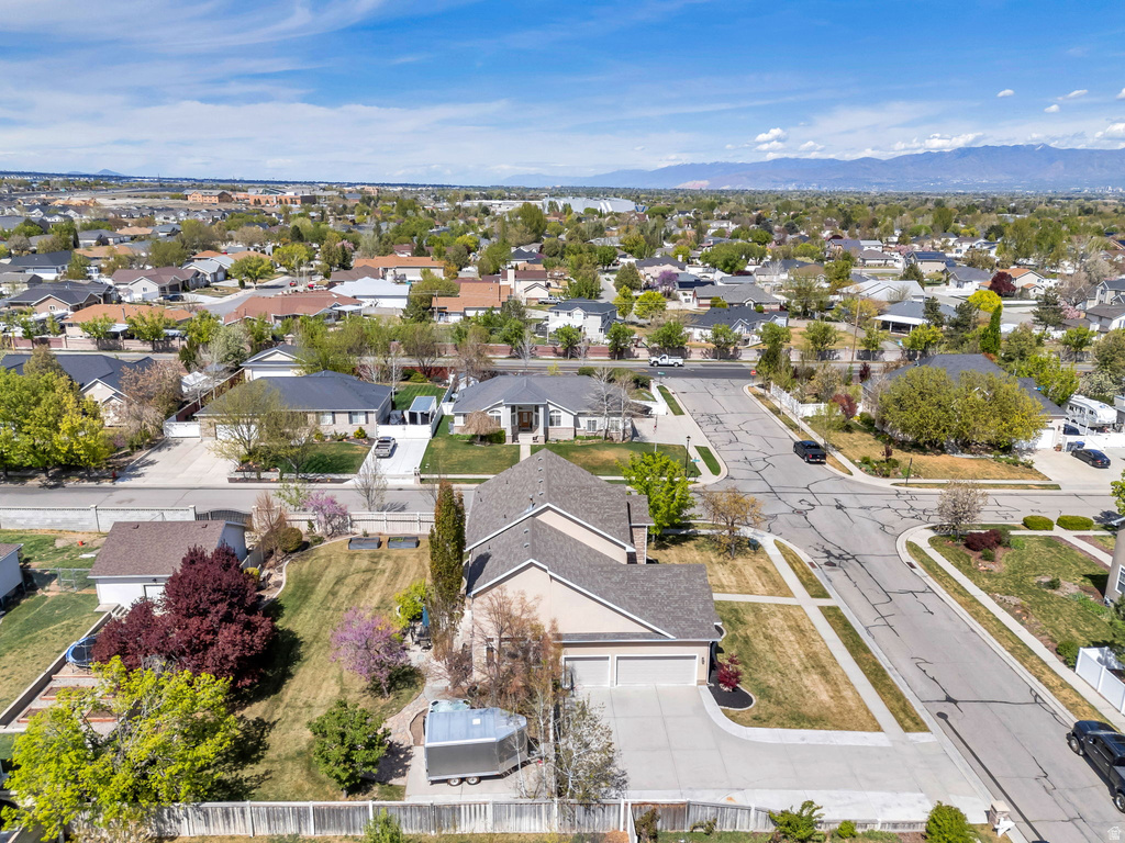 9842 S 3265 W South Jordan, UT 84095