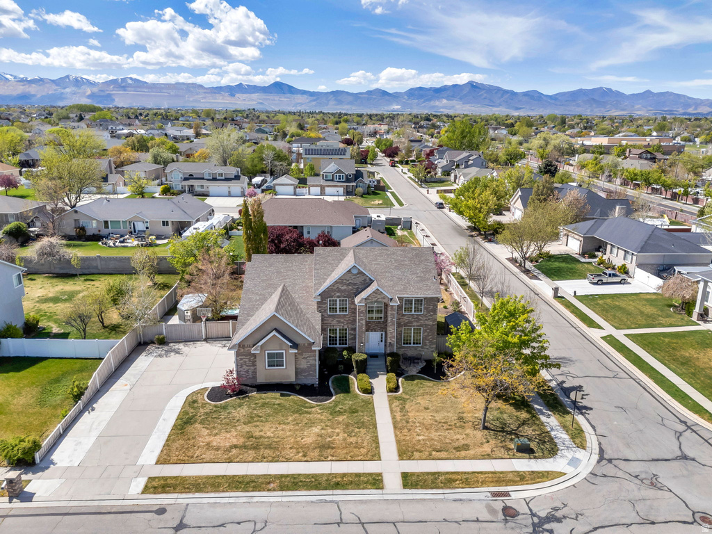 9842 S 3265 W South Jordan, UT 84095