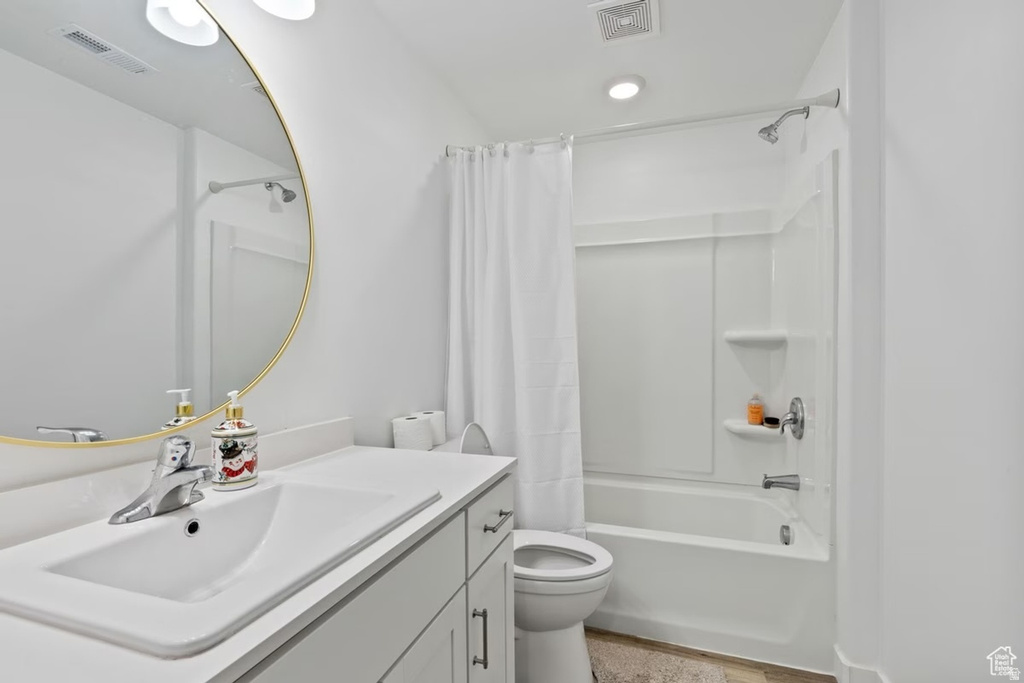 1323 S RAINTREE LN Santaquin, UT 84655