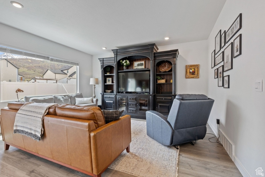 1323 S RAINTREE LN Santaquin, UT 84655