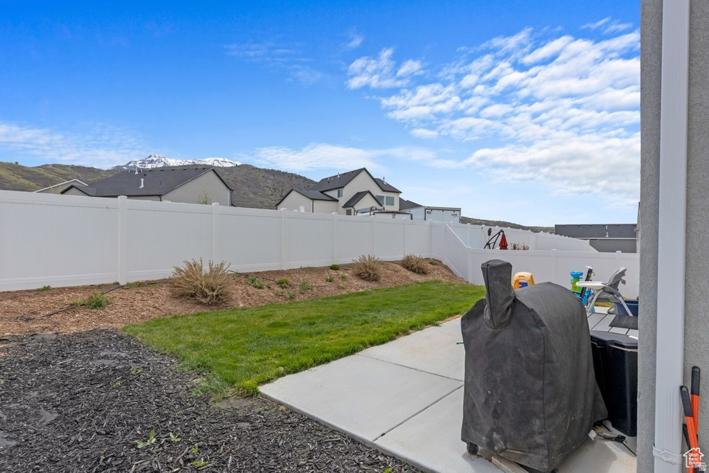 1323 S RAINTREE LN Santaquin, UT 84655