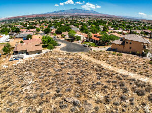 2379 E APPARATION CT Bloomington, UT 84790