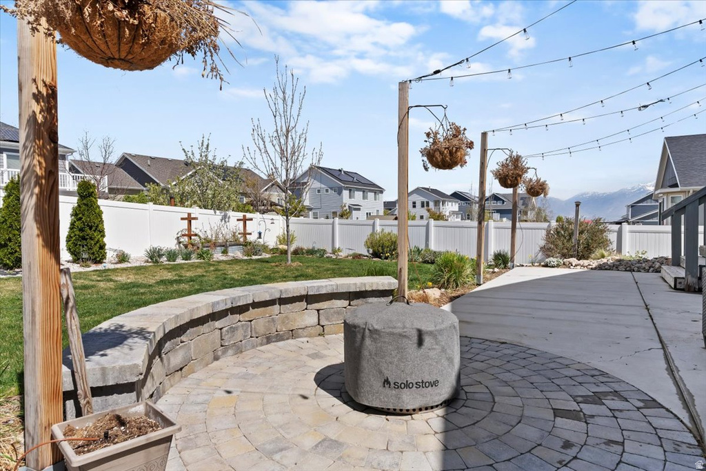 6498 W HAVEN MAPLE DR West Jordan, UT 84081