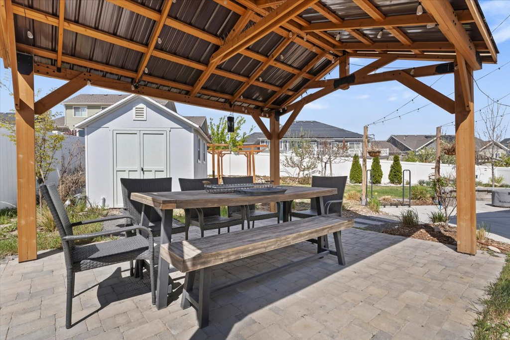 6498 W HAVEN MAPLE DR West Jordan, UT 84081