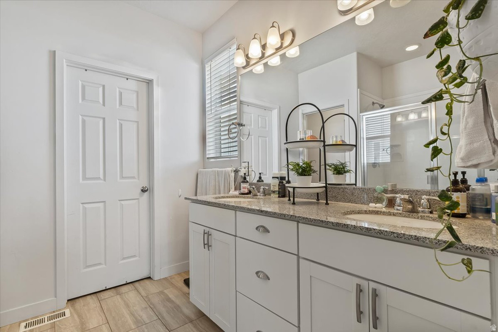 6498 W HAVEN MAPLE DR West Jordan, UT 84081