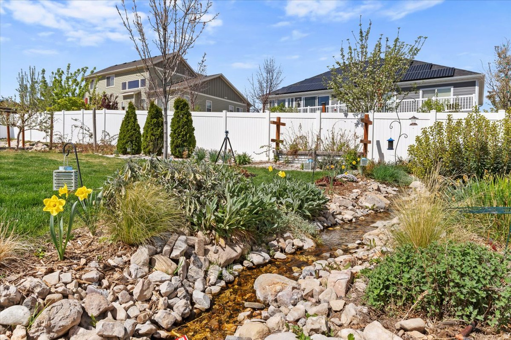 6498 W HAVEN MAPLE DR West Jordan, UT 84081