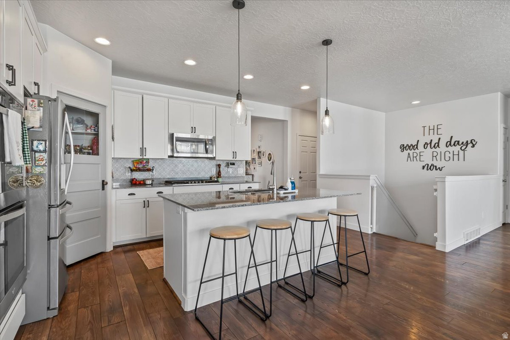 6498 W HAVEN MAPLE DR West Jordan, UT 84081