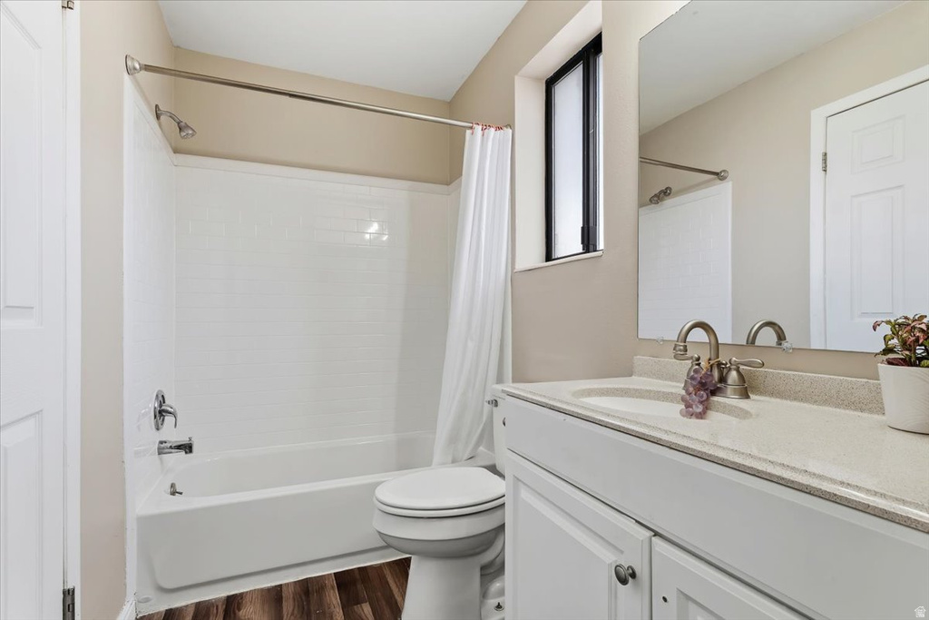 6085 S PARK WOOD DR Kearns, UT 84118