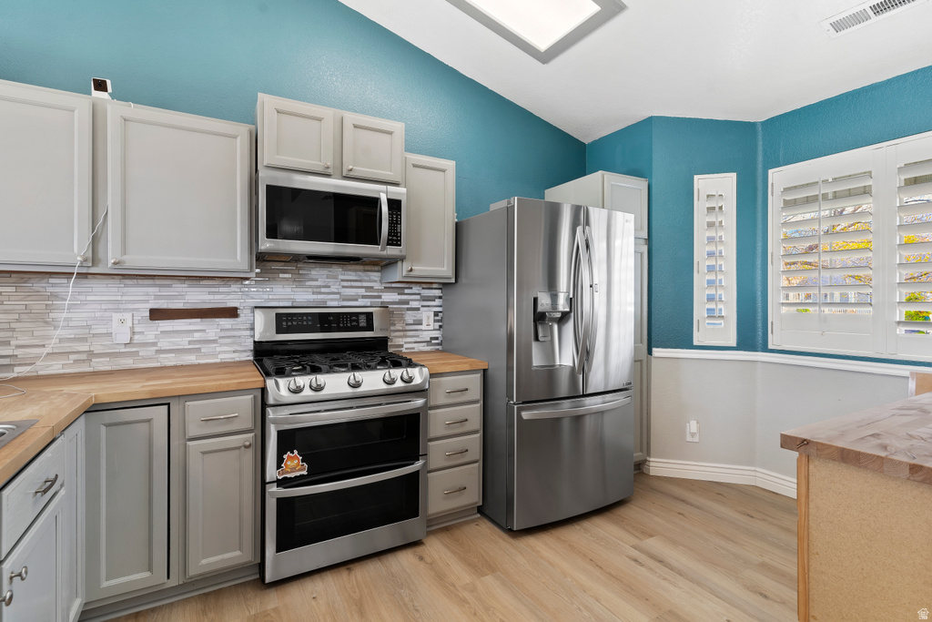 448 CHRISTINE WAY Kaysville, UT 84037