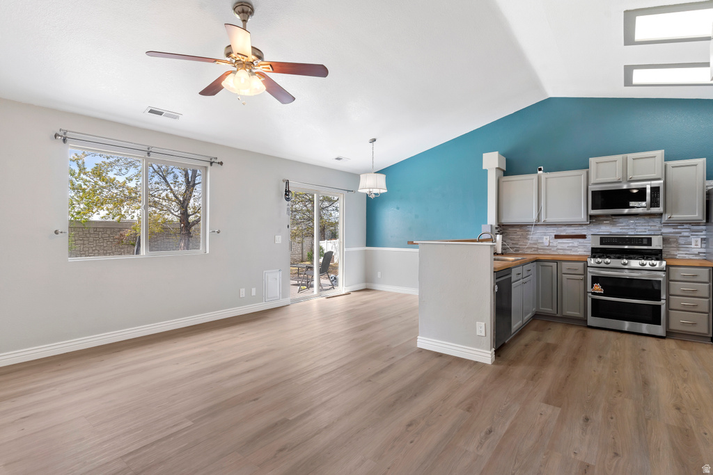 448 CHRISTINE WAY Kaysville, UT 84037