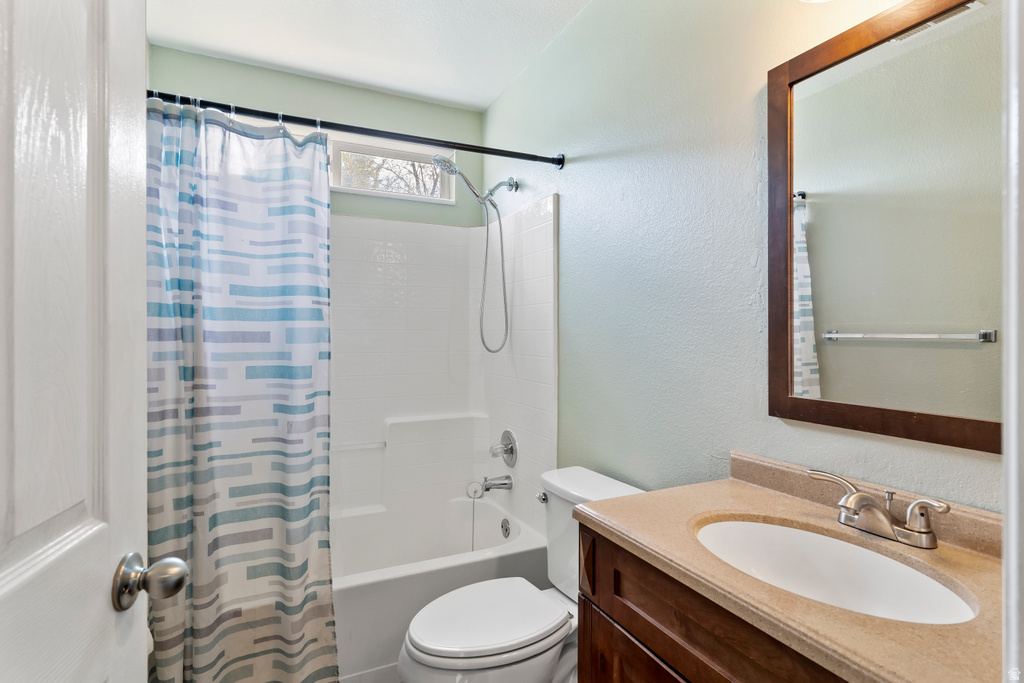 448 CHRISTINE WAY Kaysville, UT 84037