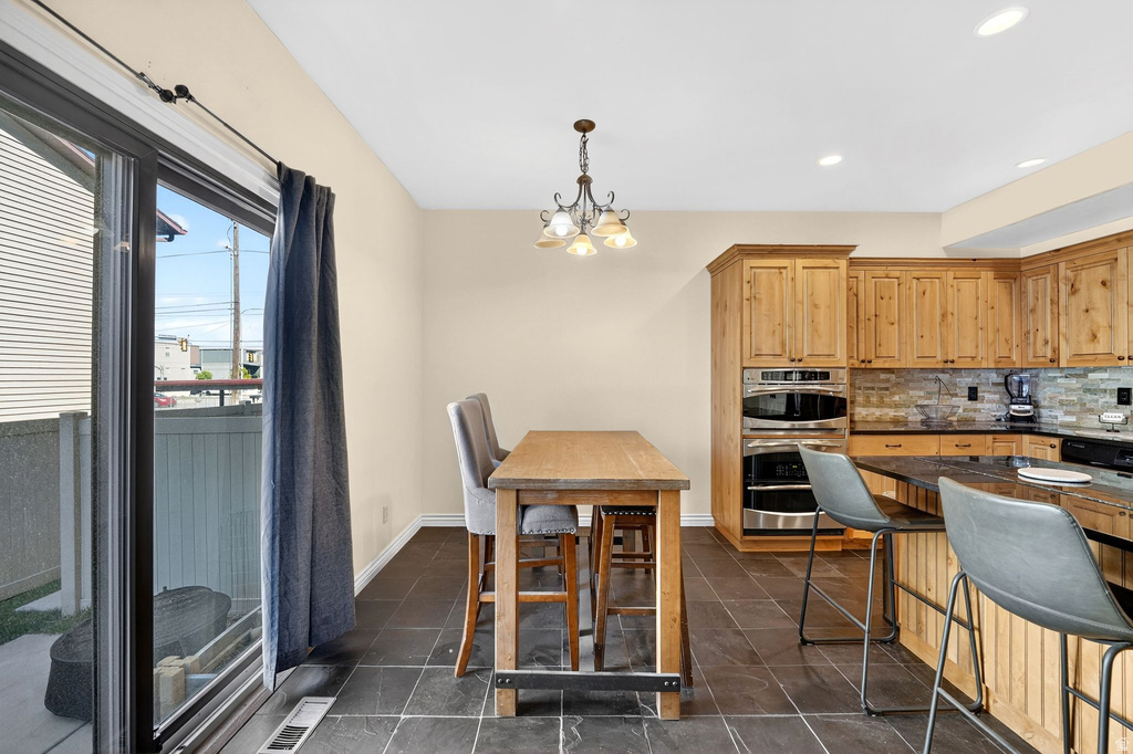 7218 S VIANSA CT Midvale, UT 84047
