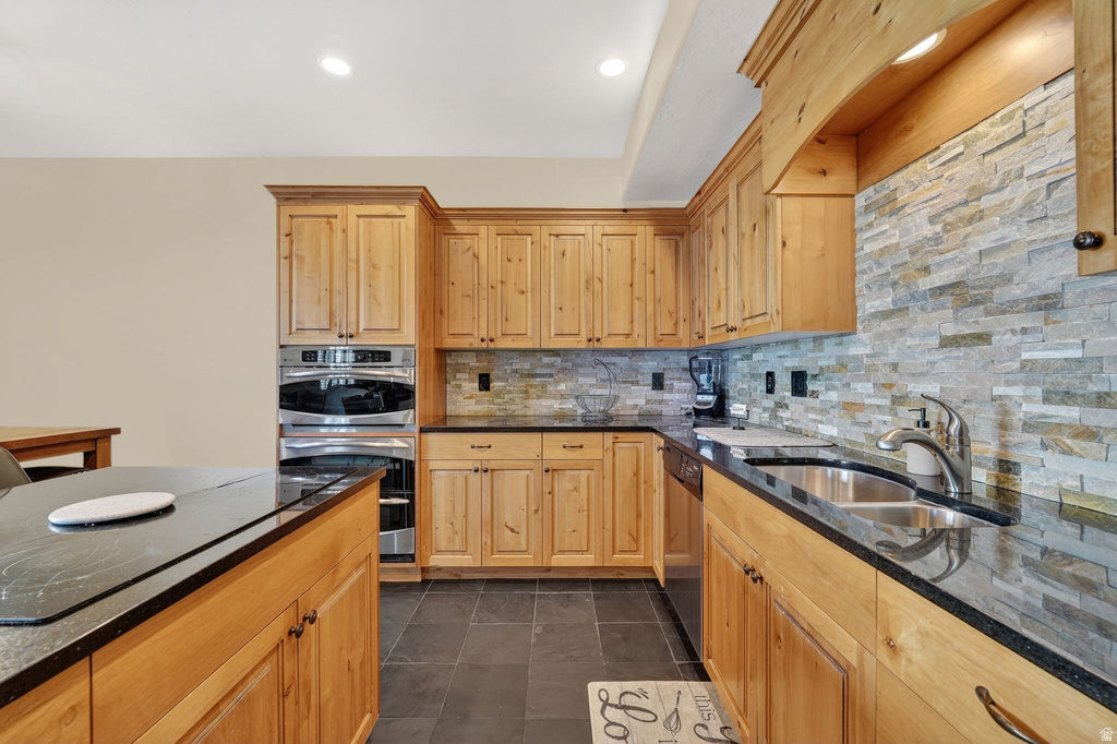 7218 S VIANSA CT Midvale, UT 84047