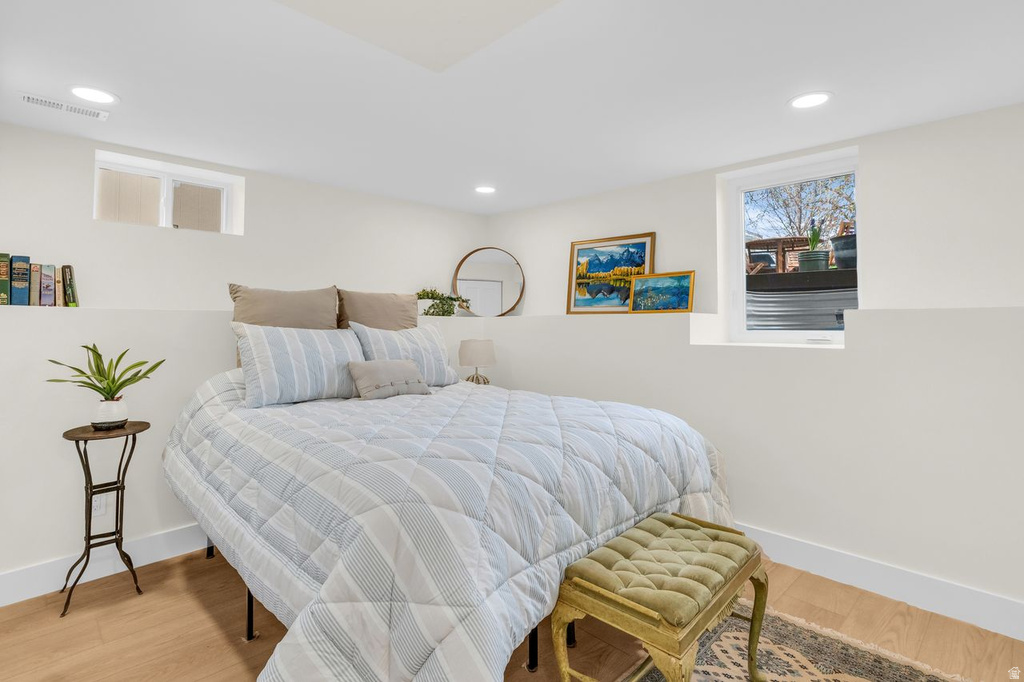 1073 E BRYAN AVE AVE Salt Lake City, UT 84105