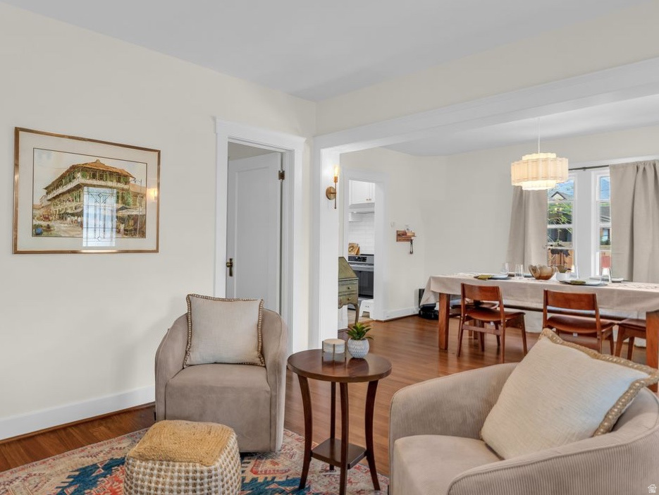 1073 E BRYAN AVE AVE Salt Lake City, UT 84105