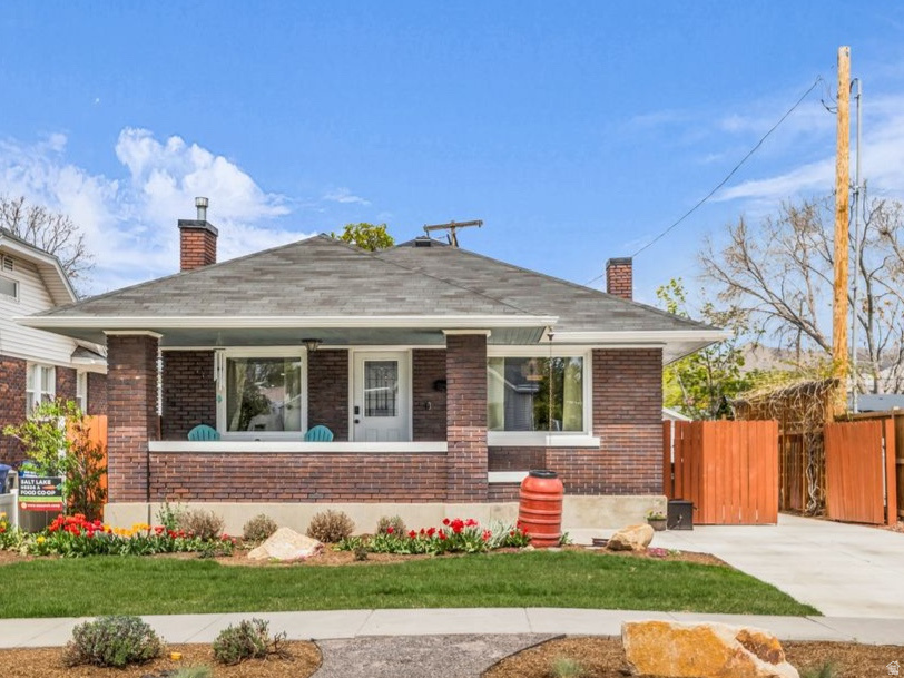 1073 E BRYAN AVE AVE Salt Lake City, UT 84105