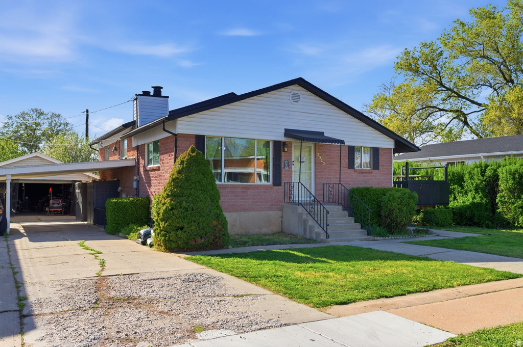 2323 N 720 W Clinton, UT 84015