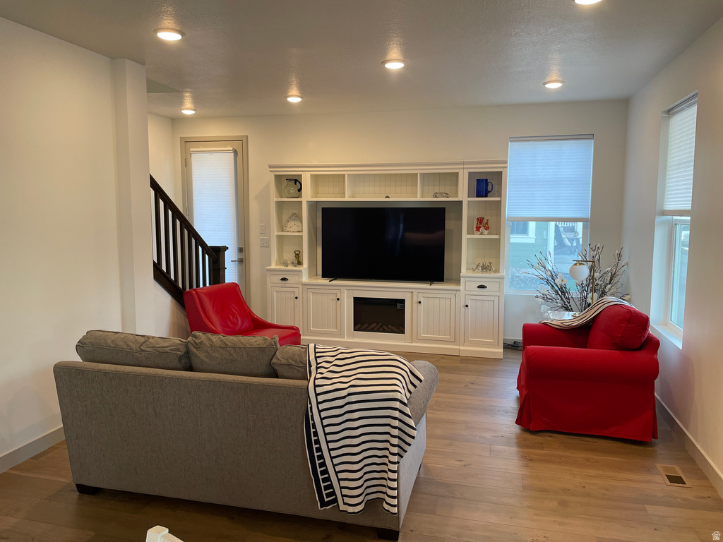 6763 W MEADOW GRASS DR South Jordan, UT 84009