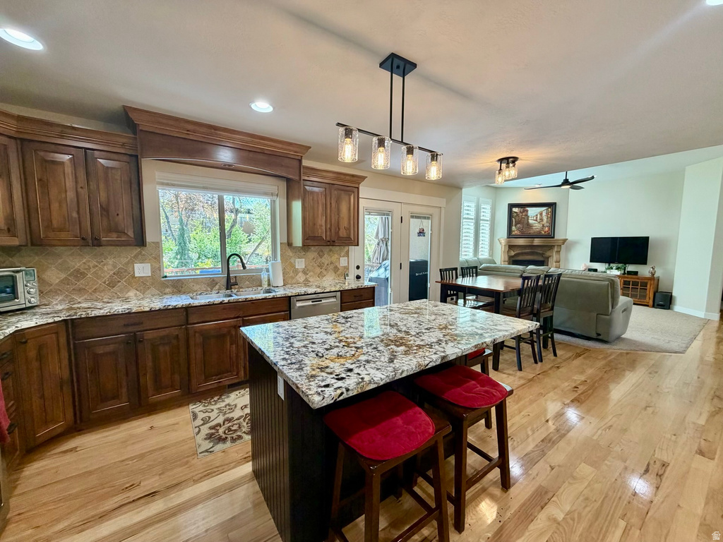 156 E STEED CT Farmington, UT 84025