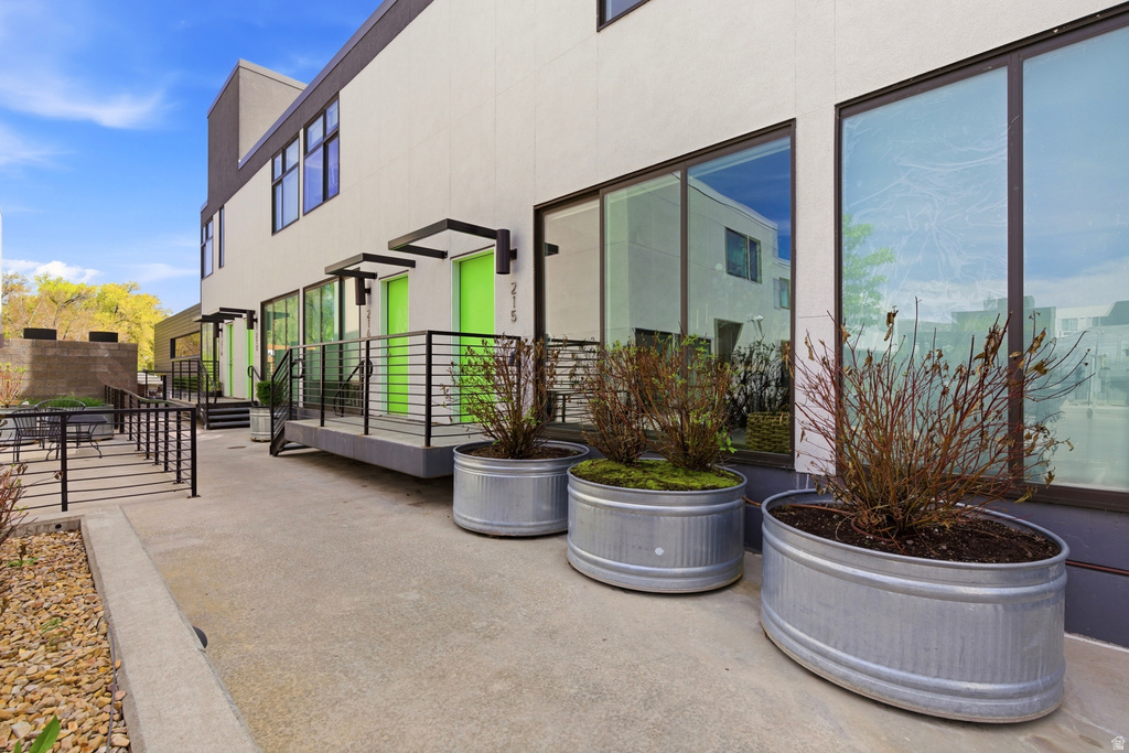 877 S 200 W #215 Salt Lake City, UT 84101