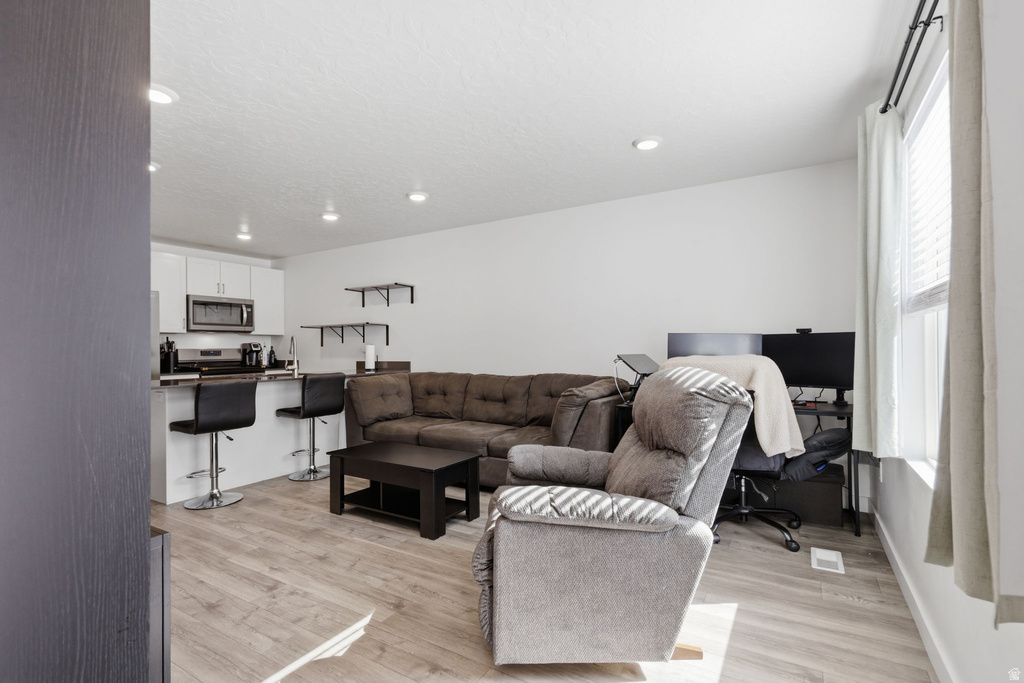 3898 S SILVER BANK DR Magna, UT 84044