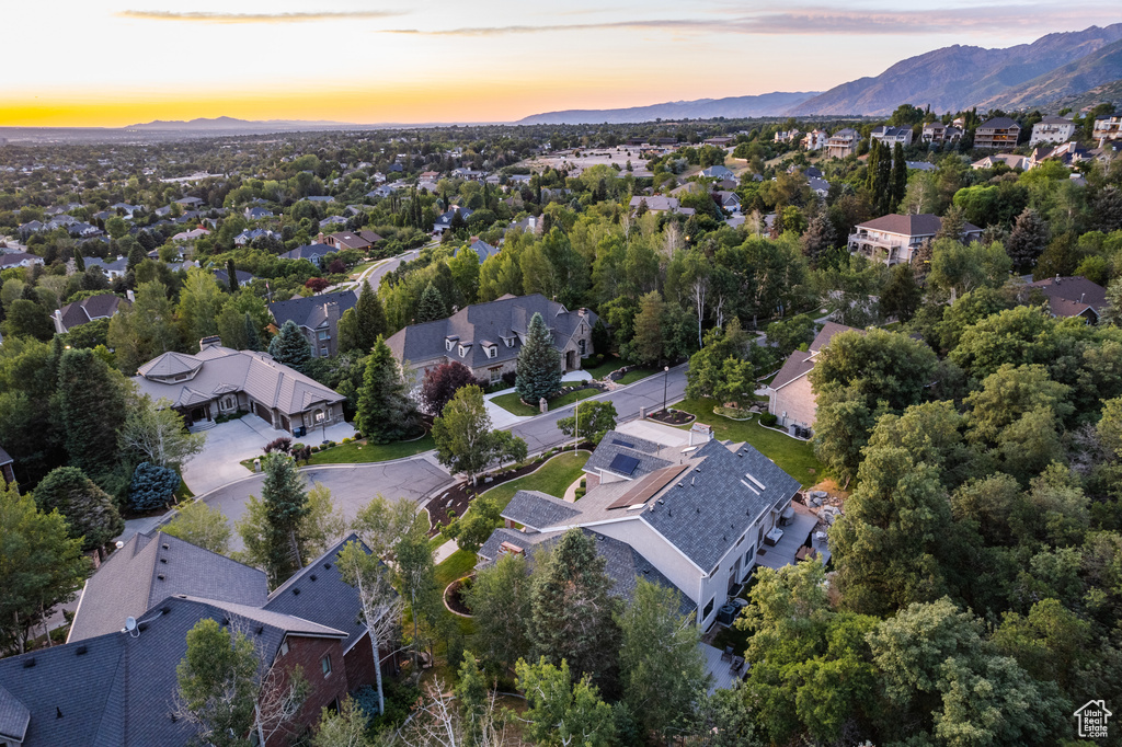 11939 S HIDDEN CANYON LN #16 Sandy, UT 84092
